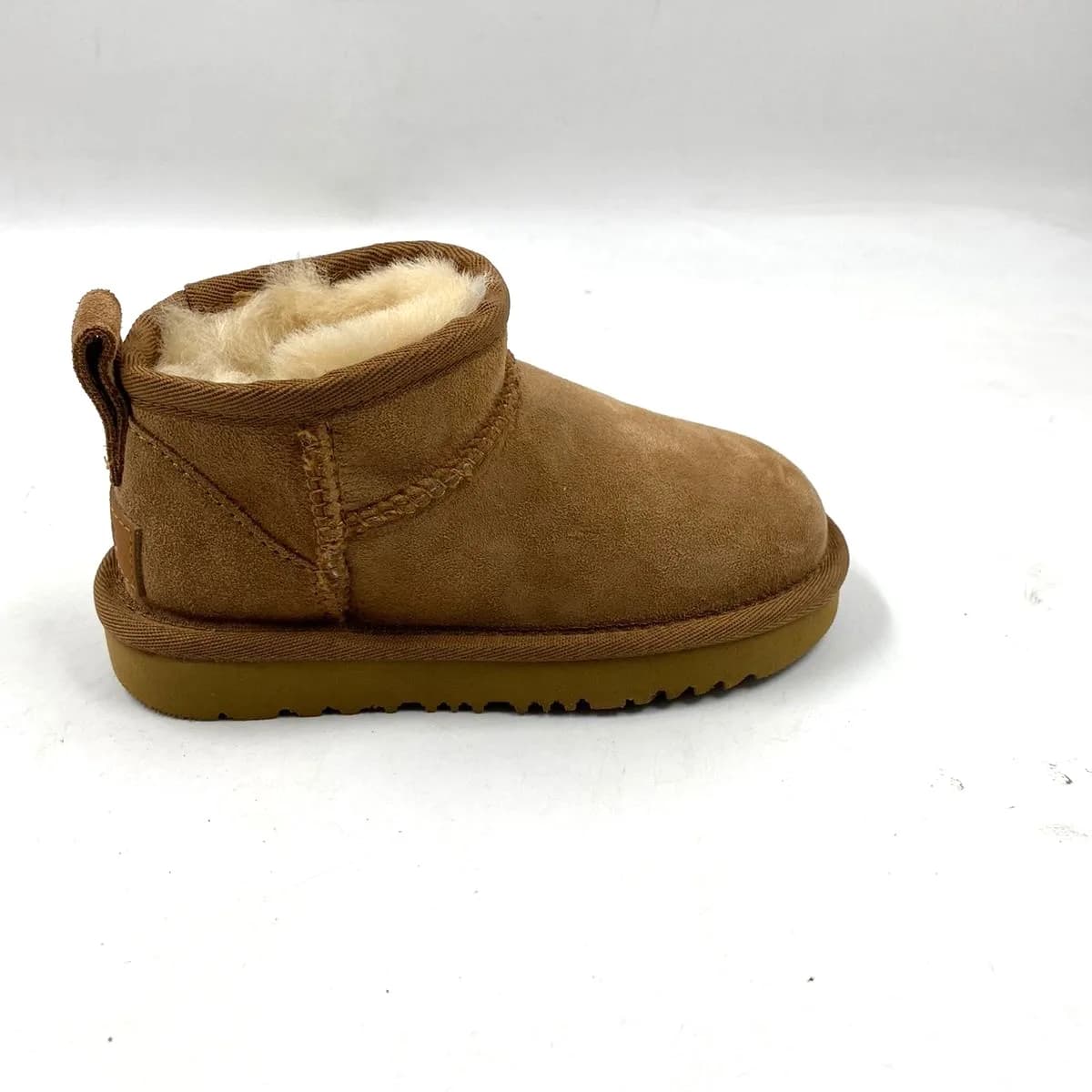 UGG KIDS ULTRA MINI — CHESTNUT