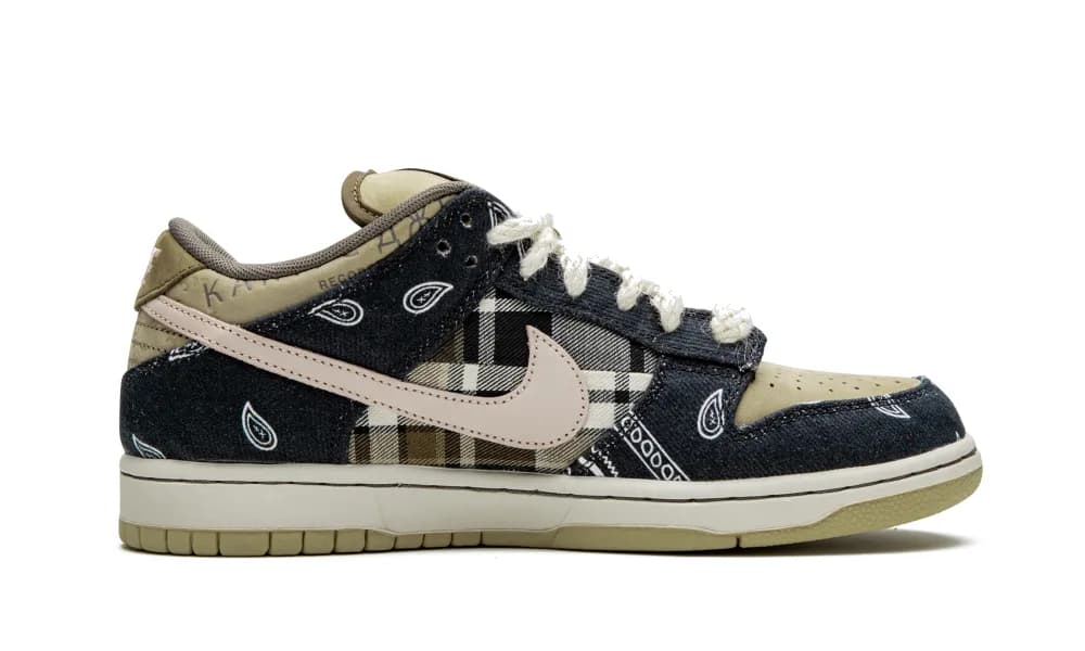 Dunk Low  White iegion Pine — Dunk Low Travis Scott Nike 001