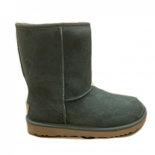 UGG WOMEN'S CLASSIC SHORT — Brunt Olive